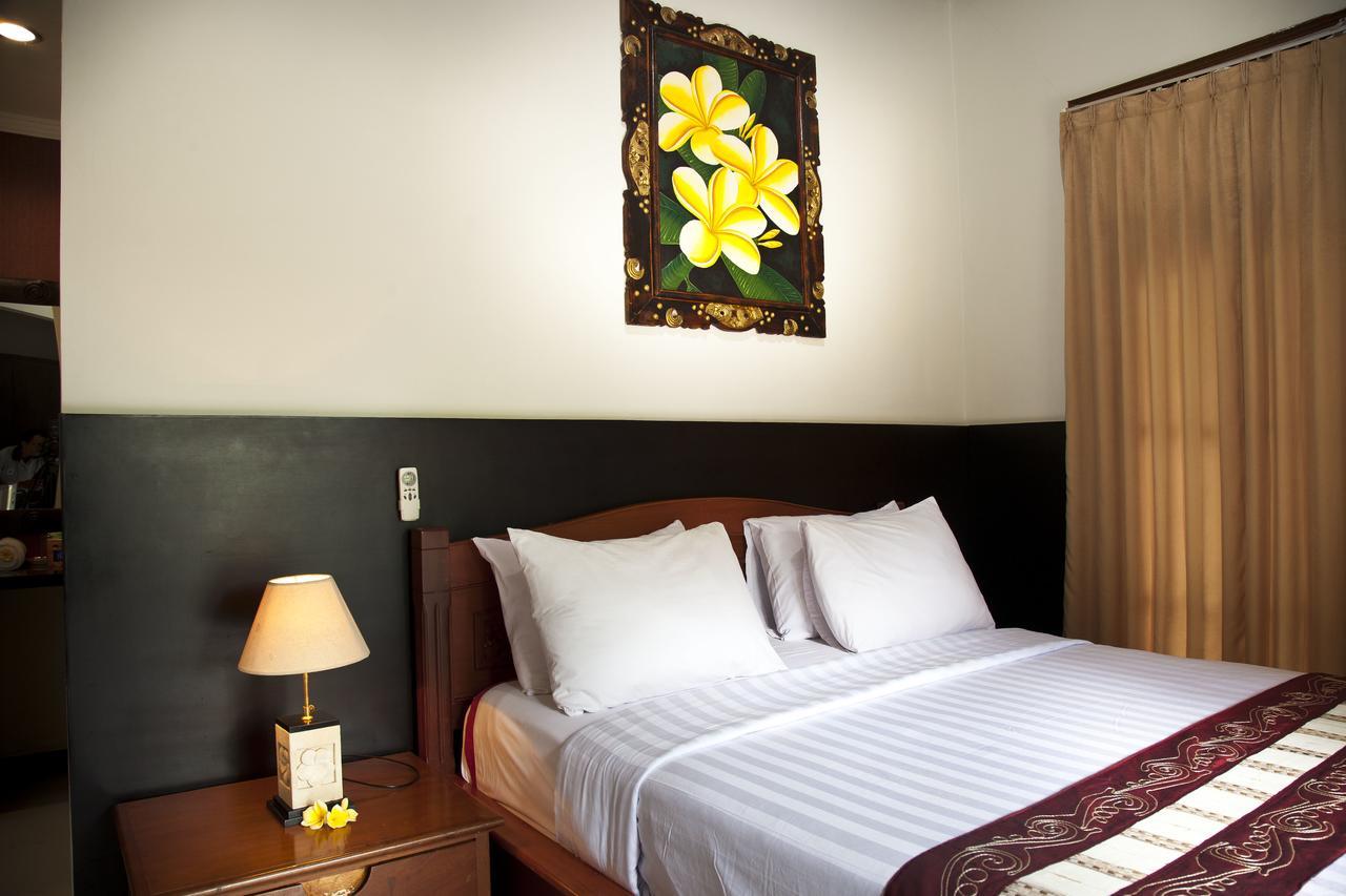 Jepun Bali Hotel Kuta Lombok Esterno foto
